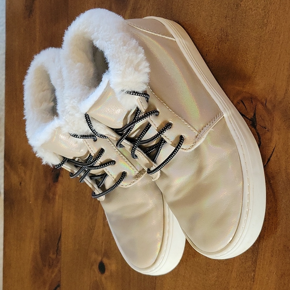 Old Navy tennis shoe booties size 13